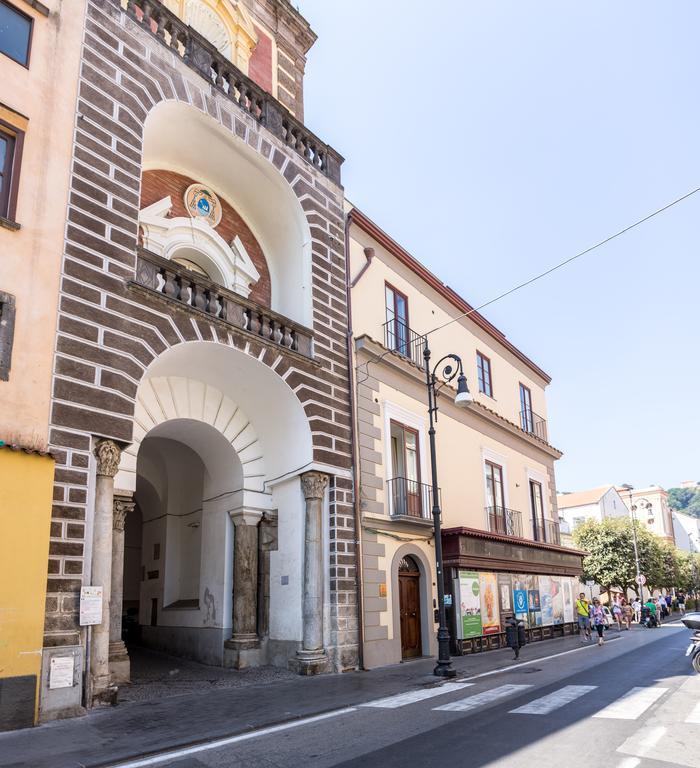 Residenza Il Campanile Hotel Sorrento Buitenkant foto